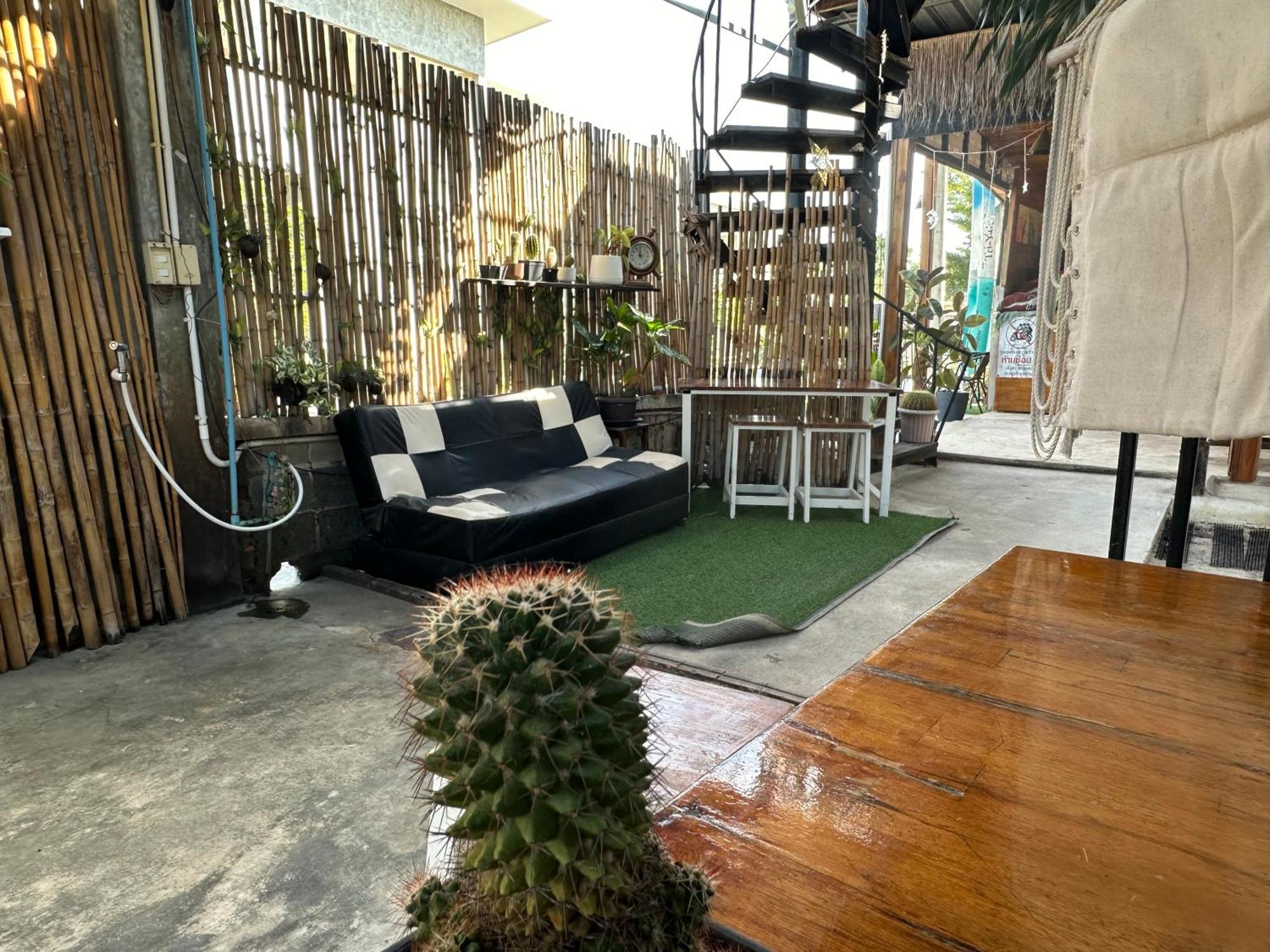 Jingle Bells Resort Koh Larn Exterior foto